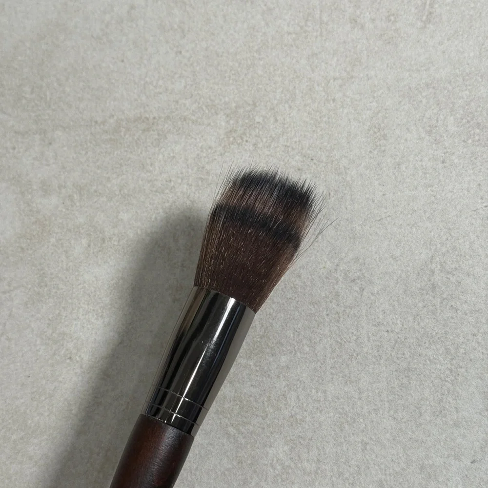 Make Up For Ever 122 Blending Brush